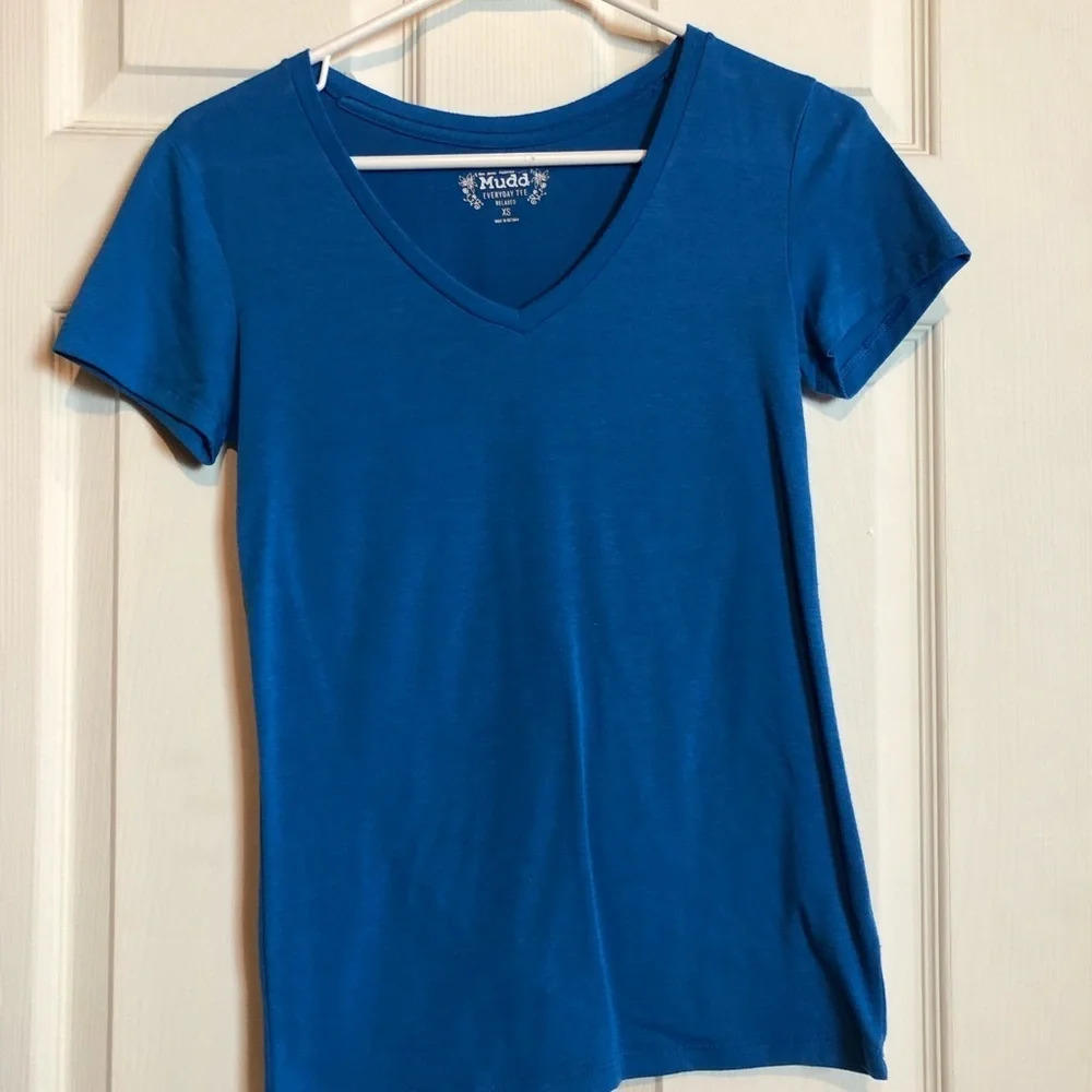 Women’s Mudd XS Royal Blue T-shirt V-Neck